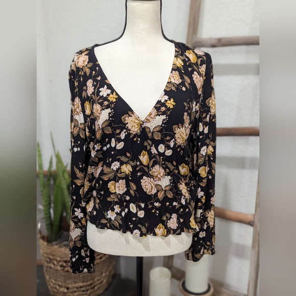 American Eagle Outfitters Tops - NWT American Eagle Sz XL Floral Boho Ruffle Wrap Blouse Top Romantic Long sleeve